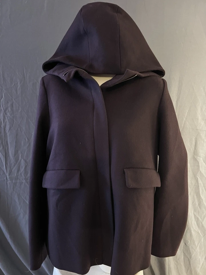 Chaqueta con capucha acampanada violeta COS para mujer mezcla de lana, posible para maternidad Foto 2 de 4