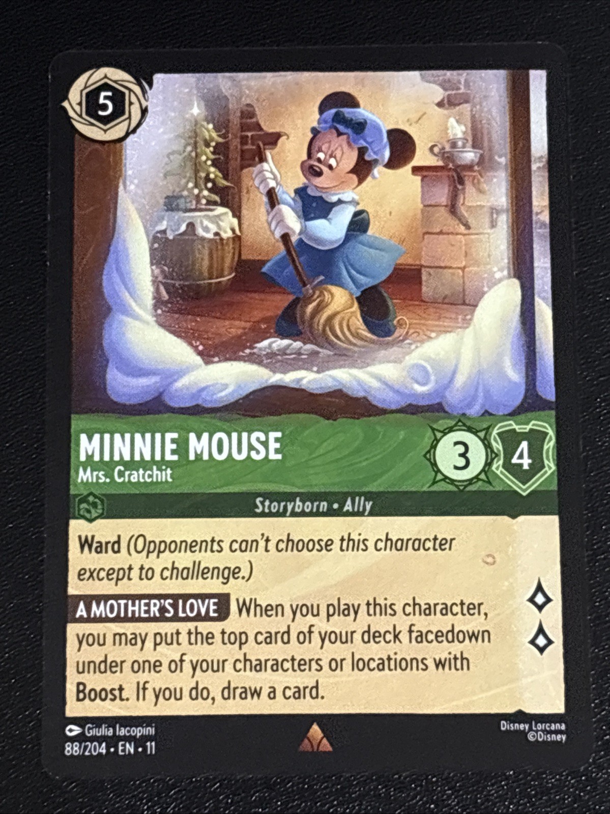 Disney Lorcana Winterspell Minnie Mouse - Mrs. Cratchit 88/204 NM Rare