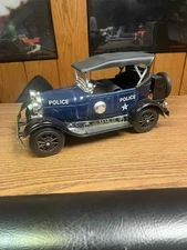 Vintage Jim Beam Empty 1929 Model A Police Car 750ml Bourbon Whiskey Decanter