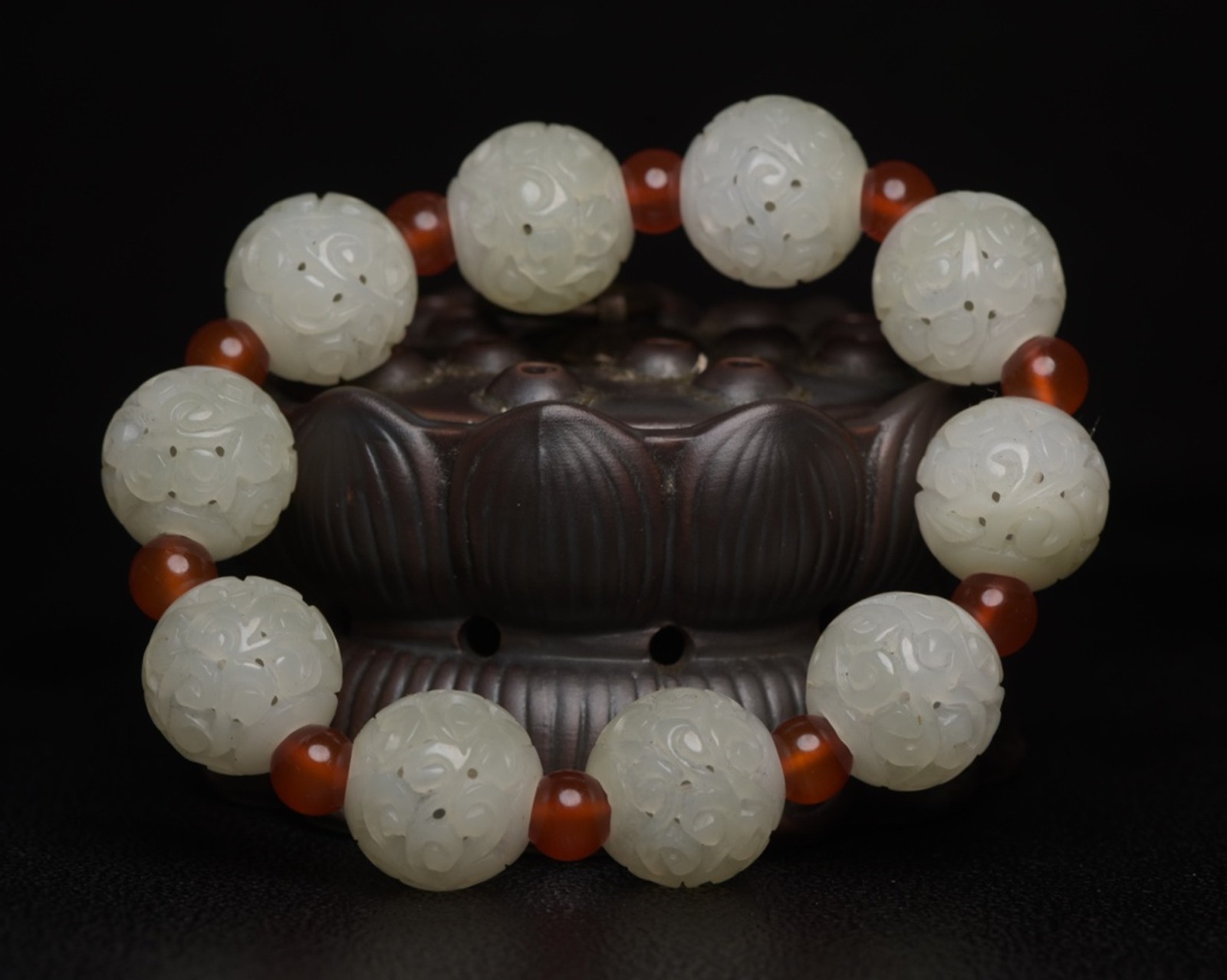 Hetian Jade Handmade Lucky Bead Bracelet for Wealth and Prosperity