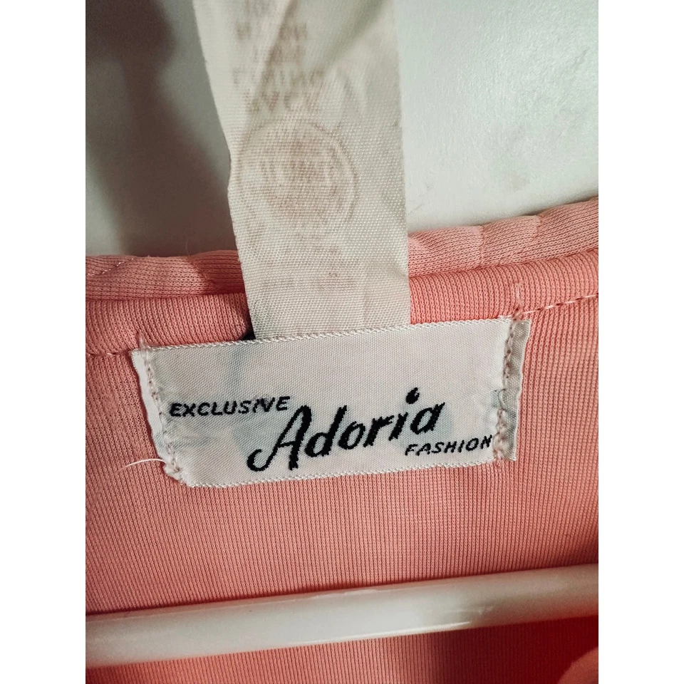 Vintage 60s Housecoat Size Medium Quilted Peach Union Made USA Retro - Image 4 of 4