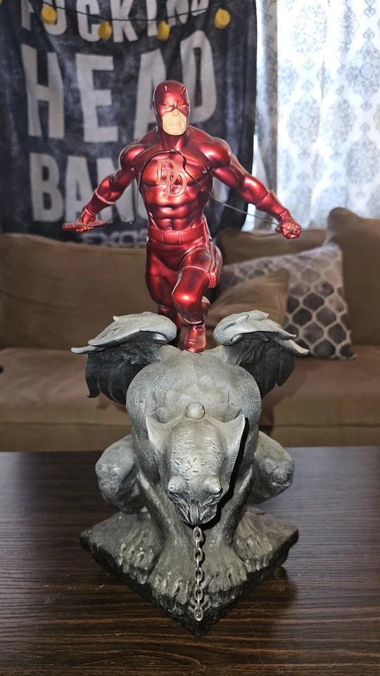 ESTATUA DE DAREDEVIL Randy Bowen MARVEL Clásico Rojo Versión Limitada 886 de 1500 Foto 2 de 4
