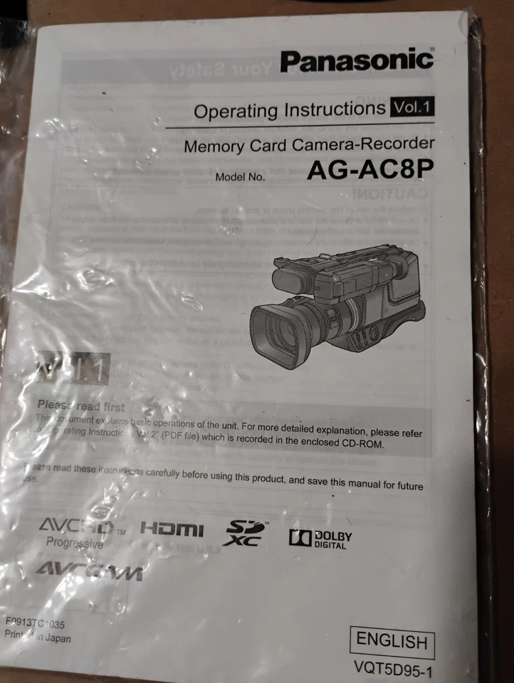 Panasonic Camcorder Professional Camera AG-AC8P AVCCAM HD 28mm Wide 50x Zoom Bag - Image 4 of 4