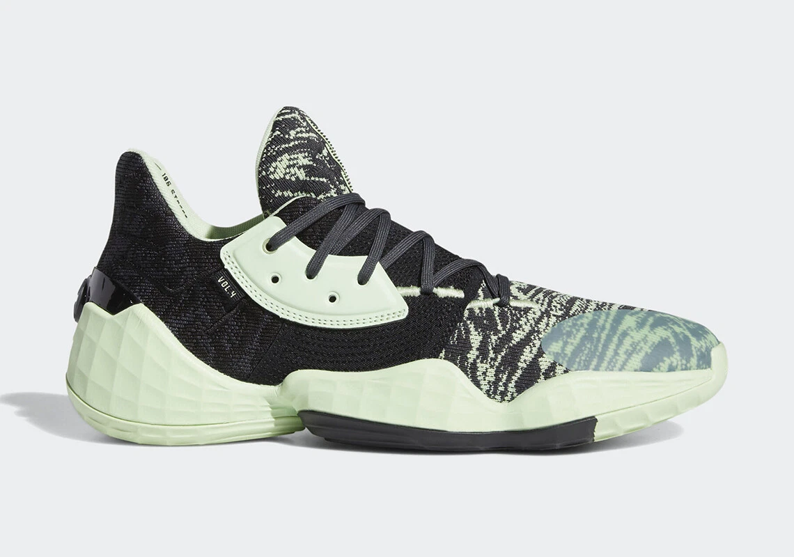 Nike basketball hotsell shoes james harden