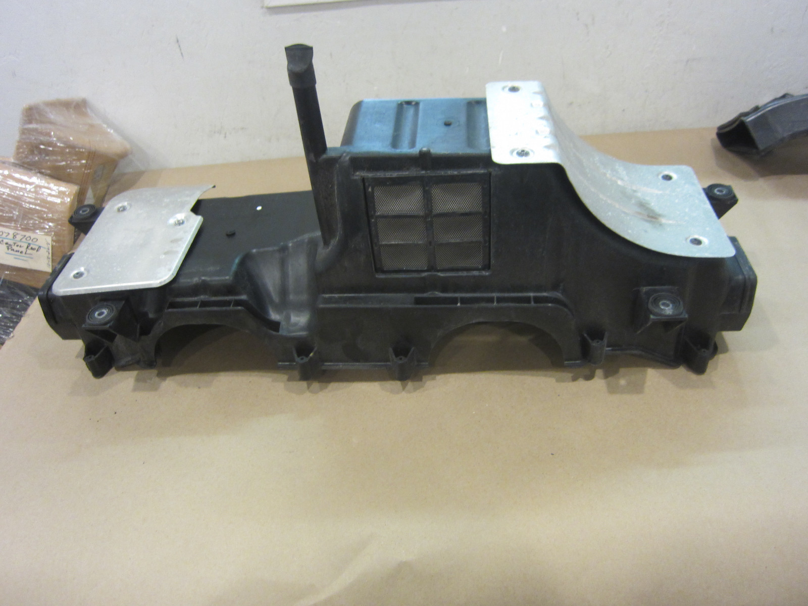 Lamborghini Gallardo LP-560 LP-570 - Air Filter Box - P/N 420133845C
