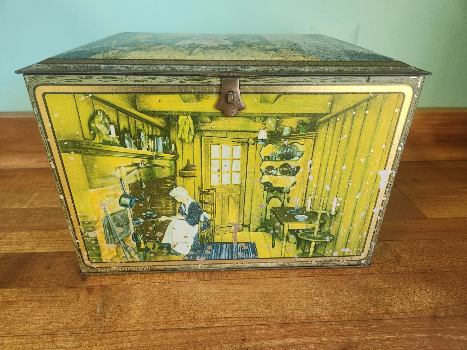 Vintage CANCO Aged Early New England Multi Kitchen Design Hinged Bread Tin Box