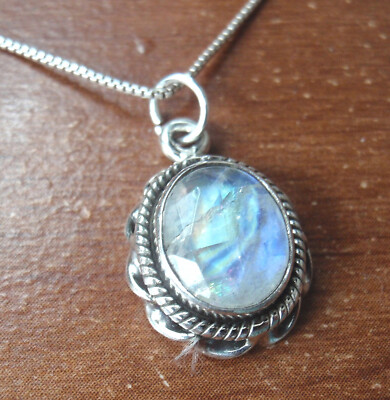 Facettierter Mondstein oval 925 Sterling Silber Anhänger mit Seil Stil Umfang 10132a