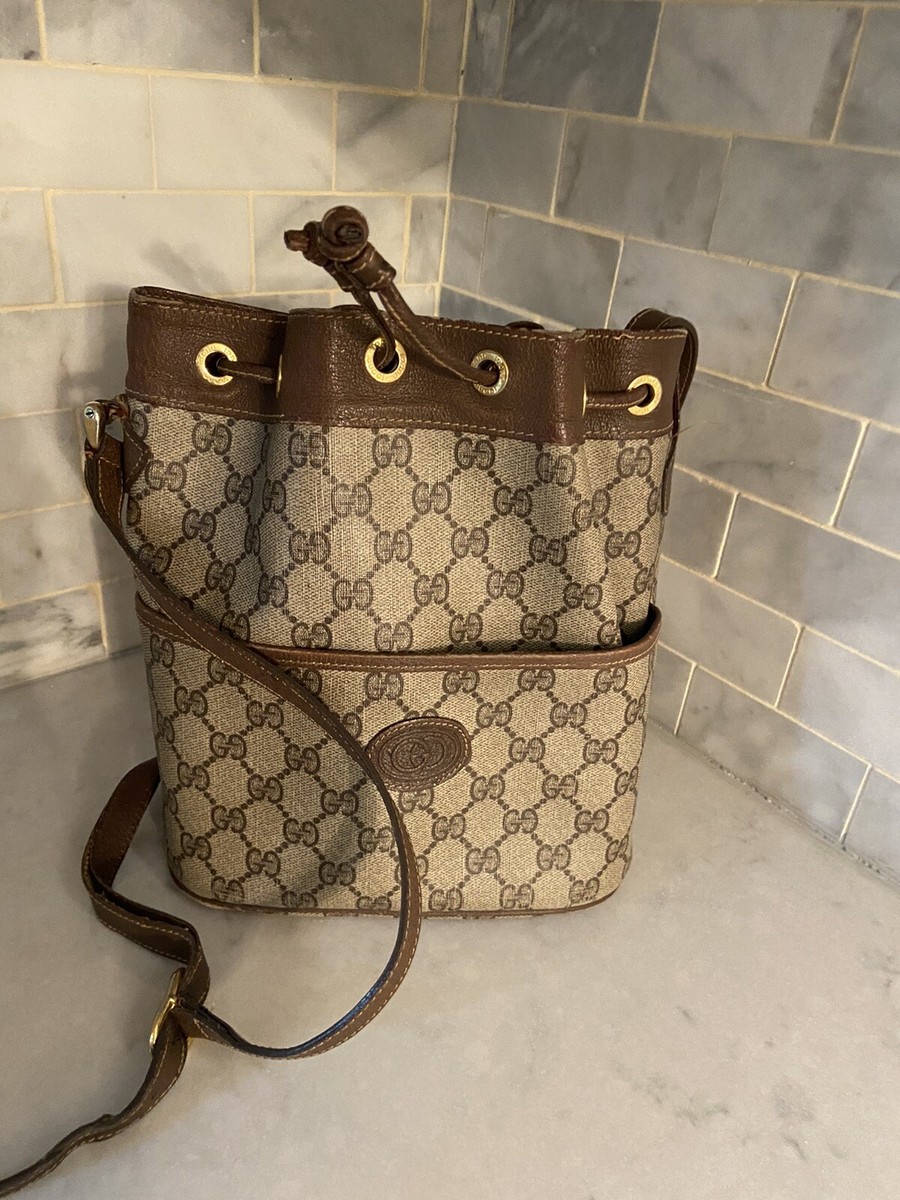 ショルダーバッグ・ポシェット GUCCI BUCKET BAG (834935FAEQC 8448) Gucci 73 small bucket bag in black leather | GUCCI® TH