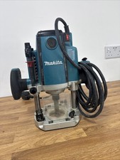 Makita 1/2” Plunge Router 230V RP2301FC