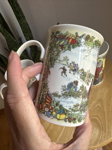 Vintage Set of 4 Dunoon Christmas Cheer Mugs Different Scenes Made in Scotland - Picture 13 of 17
