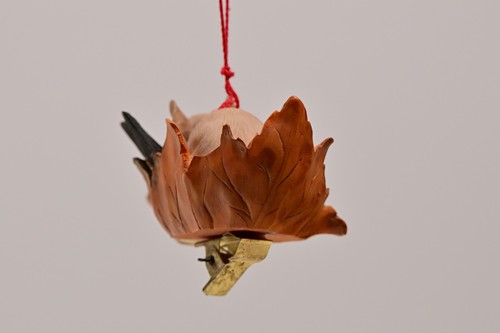 Charming Tails Silvestri Catching ZZZ's 82/102 Mouse Bird taking Nap in Leaf - Picture 3 of 6