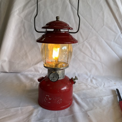 #ad Vintage Coleman Model 200A Red Single Mantel Lantern 6 78 $54.95
