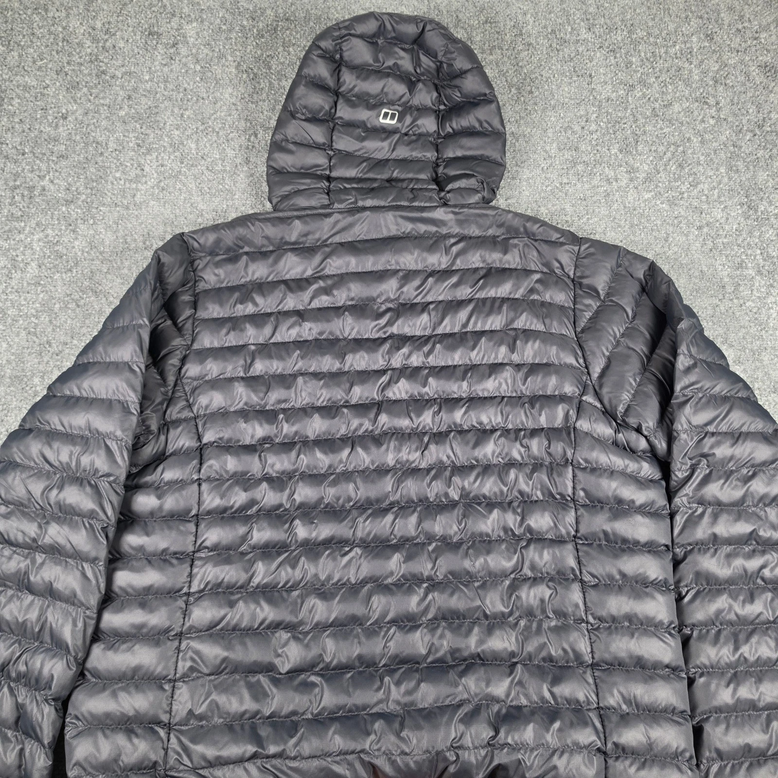 Berghaus Puffer Jacket Mens XL Black Hooded Pertex Quantum Insulated Gorpcore image 10