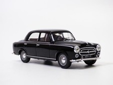 PEUGEOT 403 berline noir 1/43