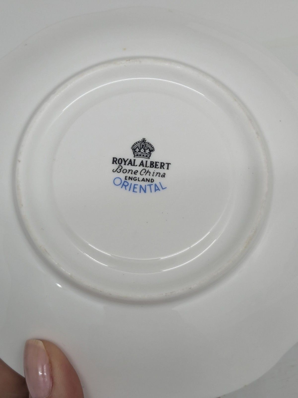 ROYAL ALBERT ORIENTAL TEA CUP SAUCER CHINOISERIE PAGODA HORSES BLACK GOLD *READ*