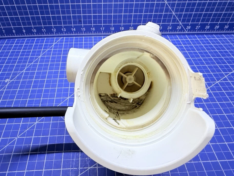 Bomba de drenaje para lavadora Bosch (SIN FILTRO) P#674704 00674704 Foto 2 de 4