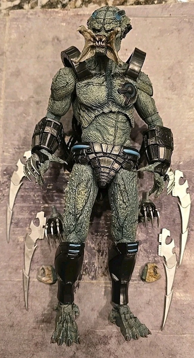 Neca Predator Concrete Jungle Ultimate Deluxe Stone Heart 12
