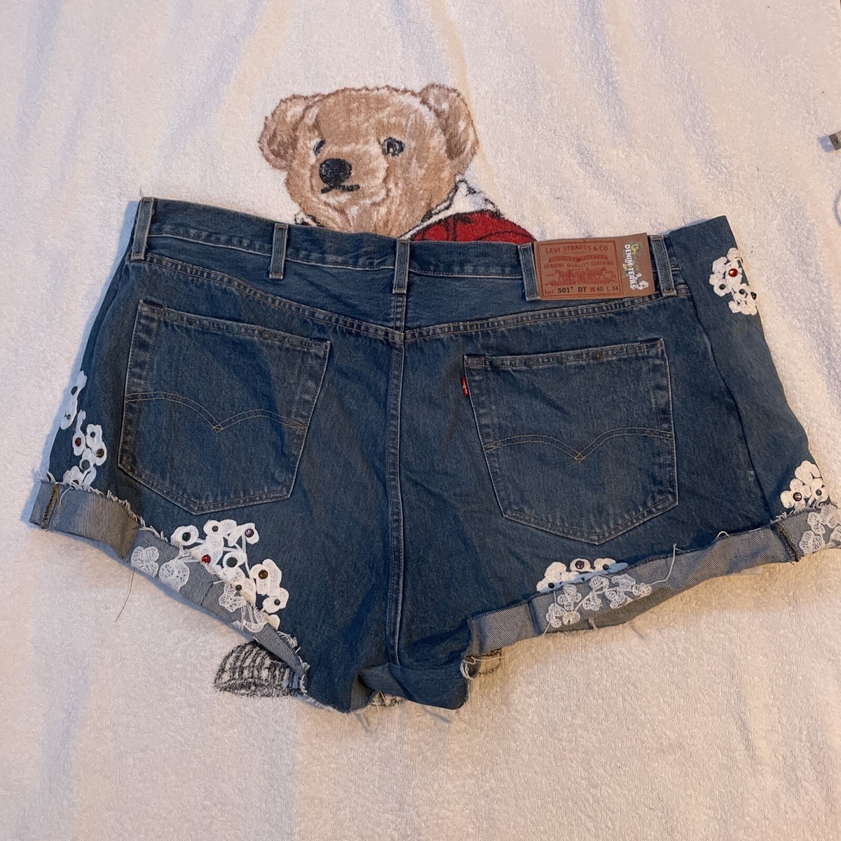 Levi's Denim Tears Rhinestones Shorts Women 40x34 Belong To Levi's Denim Tears Rhinestones Shorts Women 40x34 Belong To