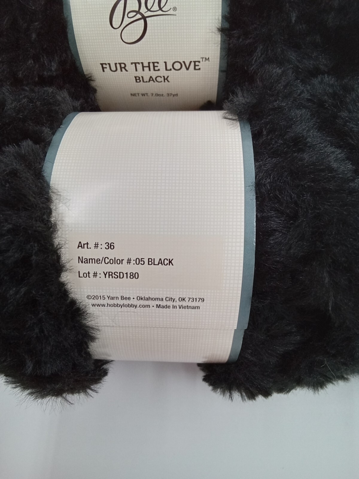 4 Skeins Yarn Bee Fur The Love Black color Super Bulky 6 Hobby Lobby