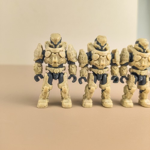 3Pcs Mega Construx Bloks Bazaar Battleground Halo Infinite Action Figure - Picture 3 of 3