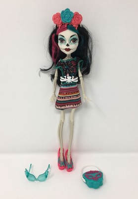 skelita calaveras doll