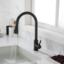Kitchen Faucet Swivel Pull Out Sprayer Single Sprayer Mixer Tap Matte Black