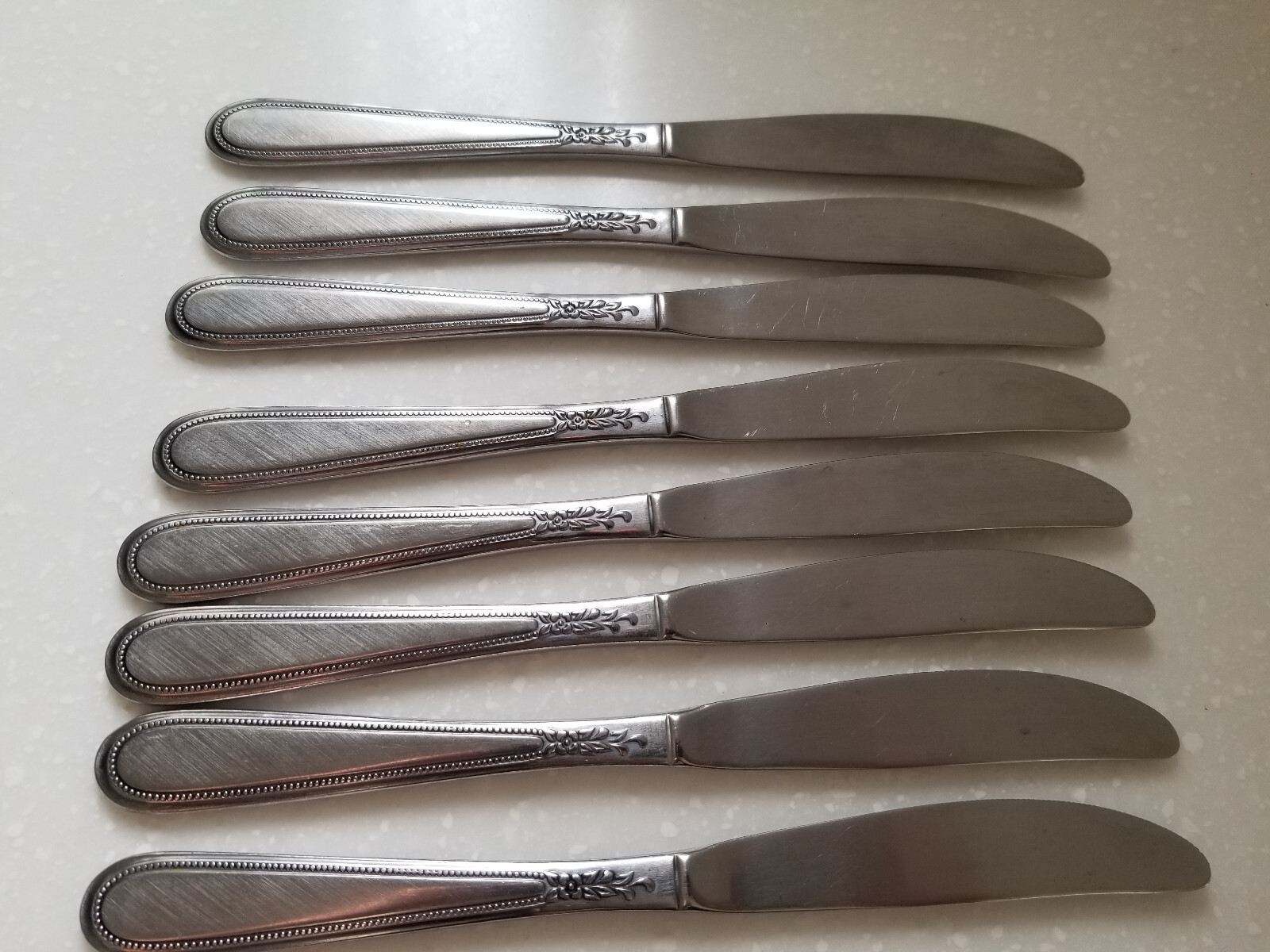 Rogers Stainless Steel Serrated Dinner Steak Knives Set of 8 Made in Korea