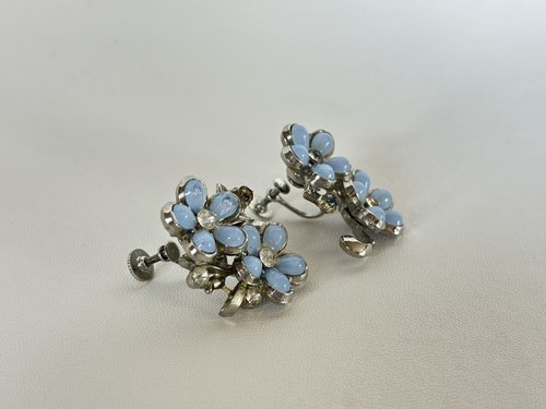 Vintage Signed 1950s Coro Baby Blue Moonglow Lucite Flower Earrings Necklace Set - Picture 9 of 23