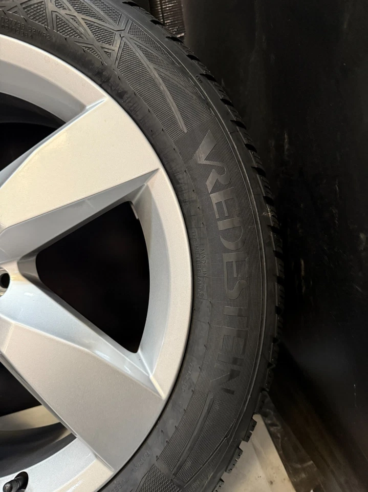 SATZ Original VW Winterkompletträder Alu 17" T-Cross Chesterfield 2GM601025A - Bild 4 von 4