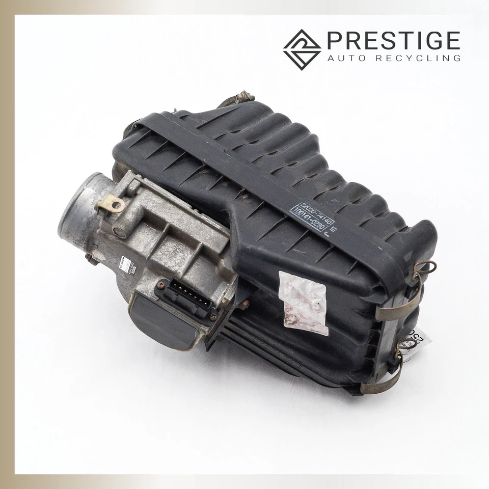 Caja de tubo limpiador de admisión de aire Toyota Celica 1986-1989 17700-74130 OEM Foto 3 de 4