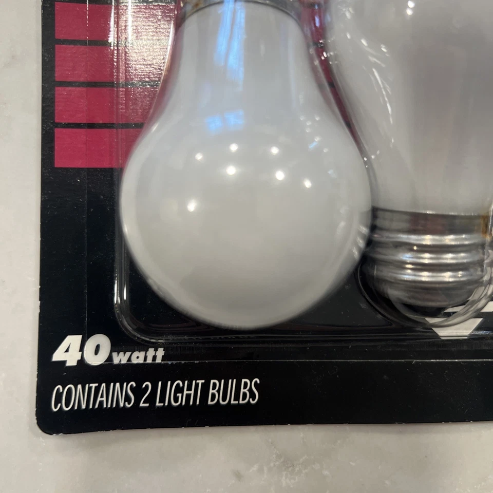 PHILIPS Traditional Fan Light Bulb 2 Pack 40W Vibration Resistant BC40A15 New - Image 2 of 4