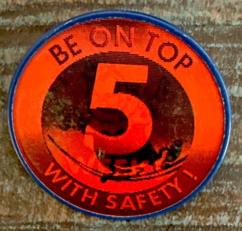 RARE VINTAGE VARI VUE BOY SCOUTS SAFETY PINBACKS SAFETY WEEK 5&10 2,5" NOS - Photo 7/10