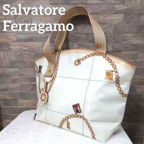 Gebrauchte Salvatore Ferragamo Gancini Muster beschichtete Beuteltasche Tasche authentisch Japan