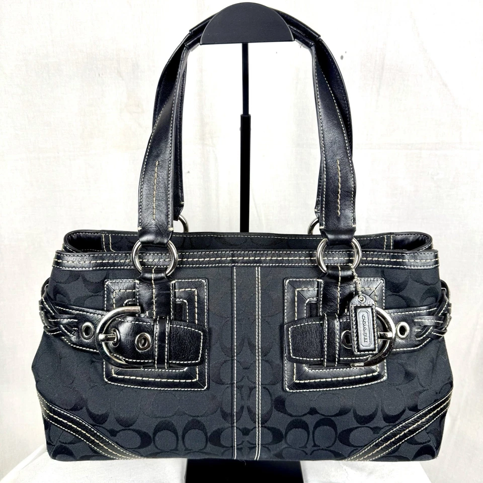 Auténtico bolso de mano Coach Soho Signature de cuero negro y lona de colección Foto 2 de 4