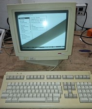 DEC Terminal VT520-A6 mit Tastatur
