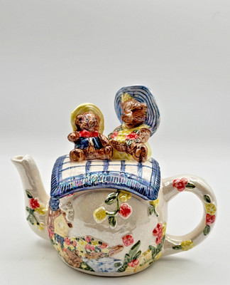 TEAPOT Country Life TEDDY BEAR FAMILY PICNIC  Cottage Decor Collectibles Novelty