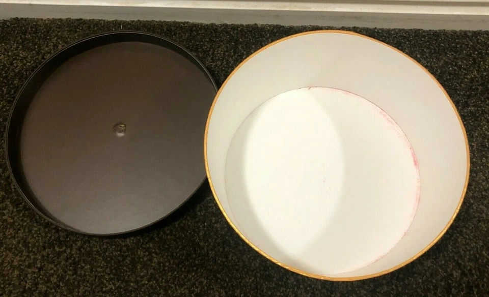 GODIVA Dark Brown & Gold Rounded Empty Decorative Box Great Condition C1 - Image 4 of 4