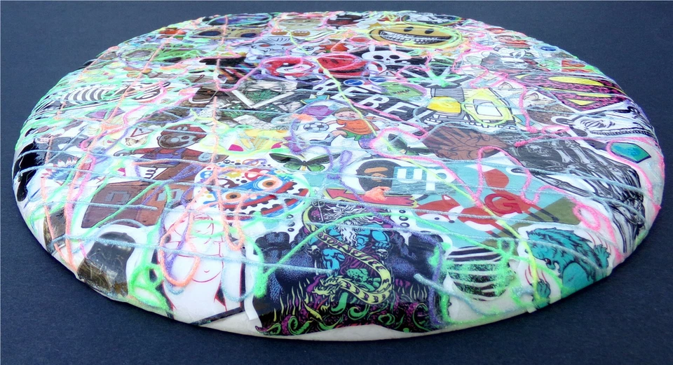 ¡Asiento de inodoro de graffiti! Arte de pared de baño, divertido collage original único en su clase listo para colgar Foto 2 de 4