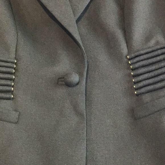 Picture 4 of 6