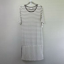 NWT LulaRoe Julia Dress- Sz 2XL (20-22)
