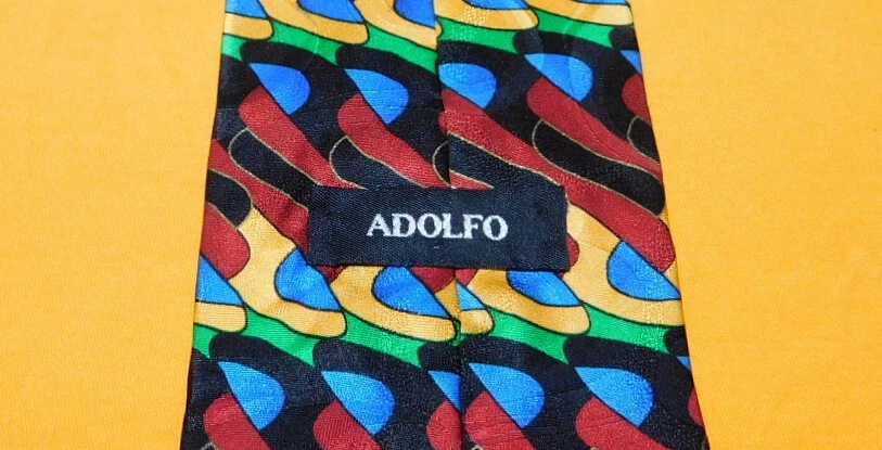 ADOLFO HECHO EN EE. UU. CORBATA DE SEDA ONDAS ART DECO AZUL/AMARILLO/VERDE - CORBATAS DE DISEÑADOR. Foto 3 de 3