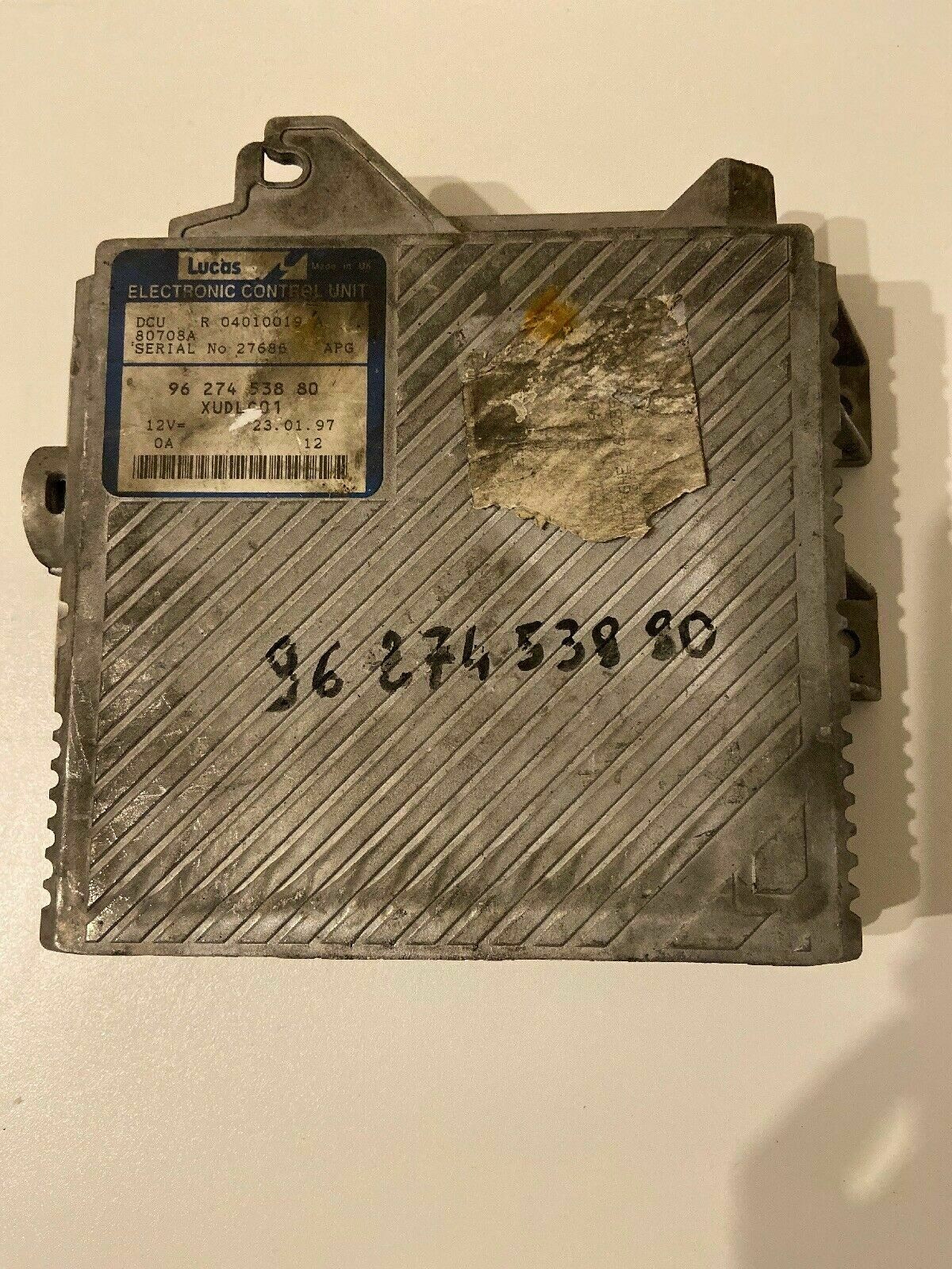 ECU calculateur de moteur a reprogrammer Peugeot 406 9627453880 d'origine