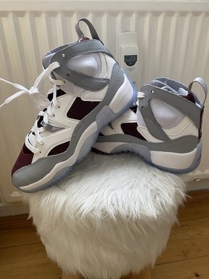 Nike Air Jordan Jumpman Two Trey (GS) Sneaker Grau/Weiß/Bordeaux EU 38,5 (US 6Y)