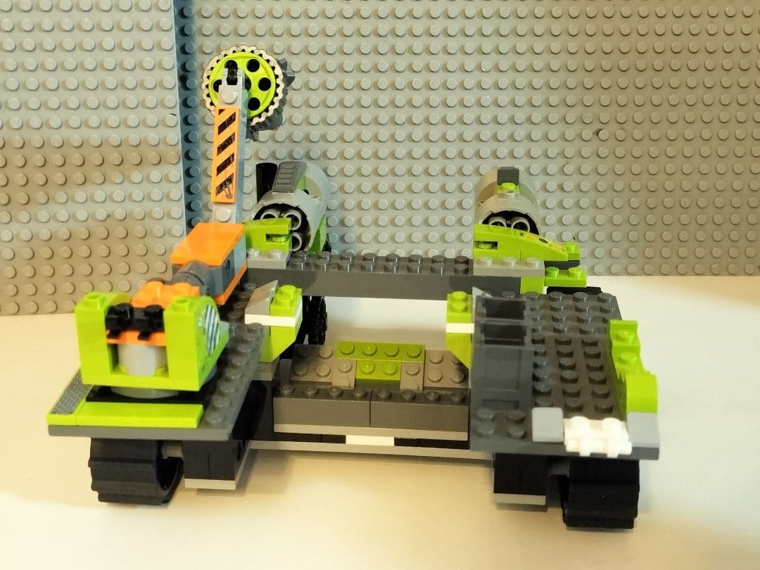 LEGO Power Miners Crystal Sweeper 8961 In 2009 Used Retired W