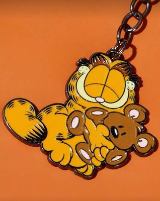 Garfield die Katze & Pooky Bär emailliertes Metall Schlüsselanhänger Taschenanhänger süß Retro-Geschenk