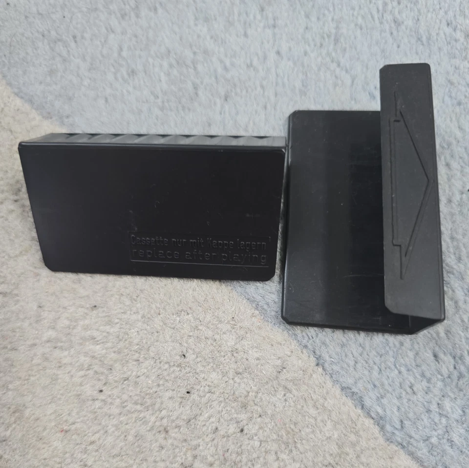 2 x USED 8-track 8 track tape cassette cartridge TAPE END COVER PROTECTOR ENDS - Image 3 of 3