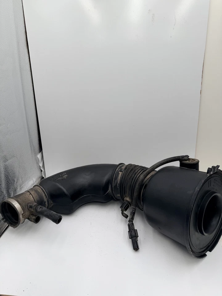 Ford Expedition 2003 4,6 L 5,4 L tubo resonador de admisión de aire F75U-9B647-AA B213-01 Foto 2 de 4