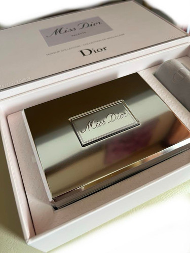 MISS Dior PALLET cheek lip eyeshadow Limited Makeup Kit New - Picture 9 of 9