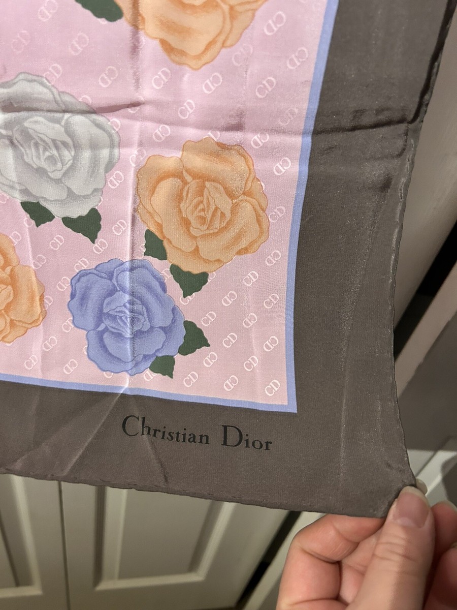Christian Dior ヴィンテージ スカーフ シルク ピンク ローズ Christian Dior ヴィンテージ スカーフ シルク ピンク ローズ