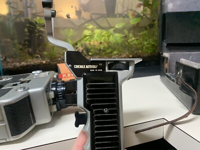 シネマックス CINEMAX-８５E　REFLEX AUTO ZOOM カメラ CiniMax-85E Auto Zoom 8mm Movie Camera with CineMax Auto Grip | eBay